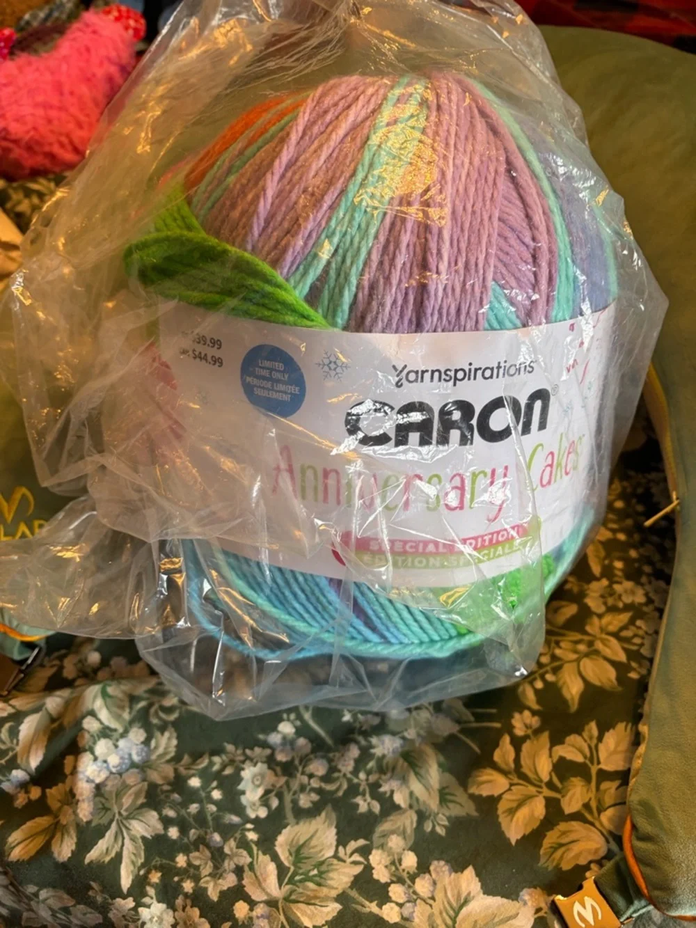 CaronAnniversary Cakes Yarn - Special Holiday Edition Mary Maximus colourway. - Picture 3 of 11